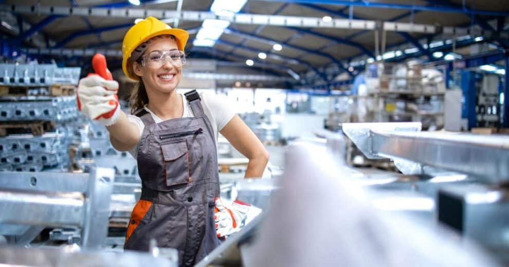 Sprzątanie hal produkcyjnych Warszawa – realizacja BOGOclean